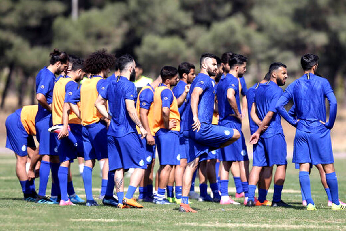 تایید قرارداد ۱۰ میلیاردی چند بازیکن در باشگاه استقلال
