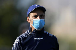 سکونشینی عجیب مربی استقلال در بازی با فولاد

