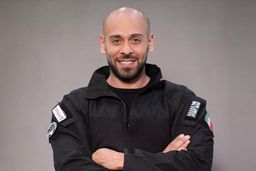 شوخی دلهره‌آور ارشا اقدسی سر صحنه تاتر