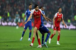 نجات استقلال از شکست مقابل پرسپولیس با لطف VAR