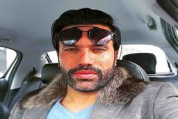 خشم نیکبخت از مسئولان استقلال:هواداران ازشما متنفرند؛ ول کنید بروید
