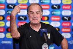 نشست خبری مارسلو بیلسا پیش از دیدار اروگوئه و عربستان
