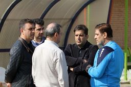 مهاجری از سرمربیگری نساجی استعفا کرد

