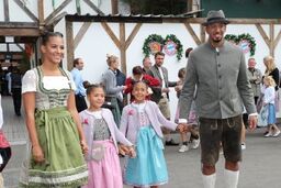 فوتبالیست مشهور زنش را بدجوری کتک زد + عکس 

