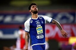 دانشگر امشب به قطر سفر می‌کن