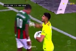 عکس العمل استثنایی امیر عابدزاده پورتو رو نابود کرد|فیلم