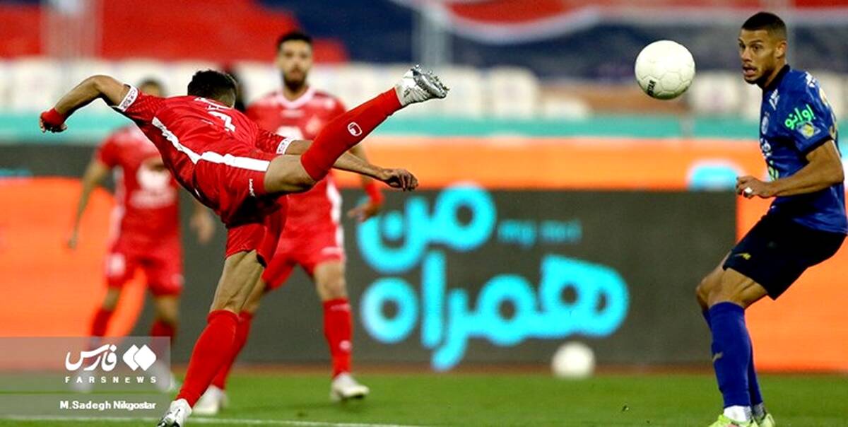 دین محمدی:پرسپولیس سیستم 4-4-2 را به خوبی بازی می‌کند