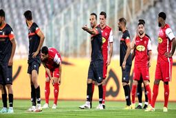 مهاجم پرسپولیس در دسترس نیست
