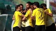 محرم نویدکیا تمرین سپاهان را تعطیل کرد
