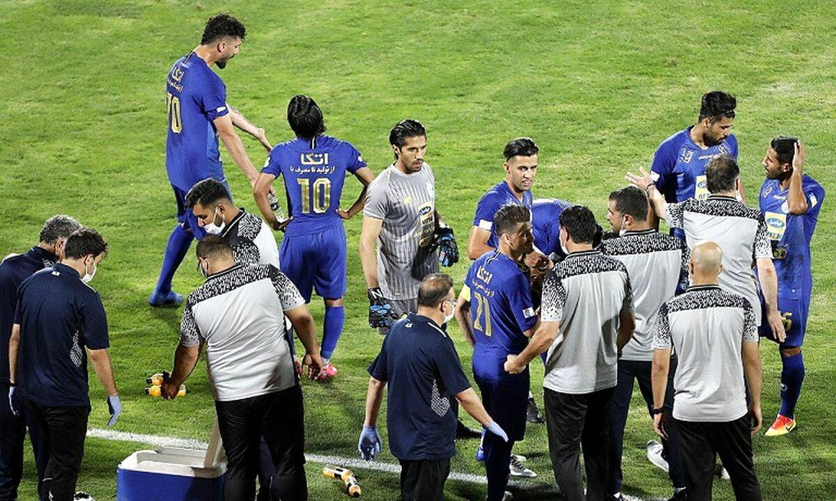 بازیکنان استقلال: برای بازی با تراکتور آماده نیستیم

