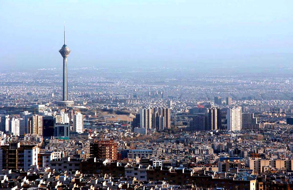 ورود ناگهانی 3 راس الاغ به منطقه مشهور تهران|عکس