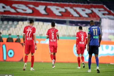 تصاویر دربی ۹۷ و تساوی استقلال و پرسپولیس