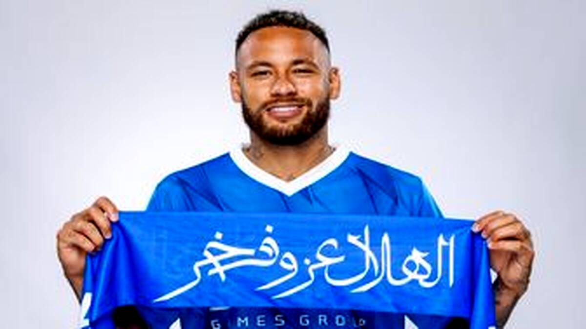 عدد باورنکردنی فروش پیراهن نیمکار در عربستان در  ۸ ساعت