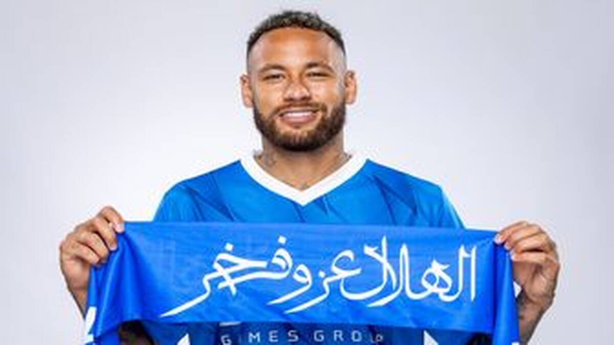 عدد باورنکردنی فروش پیراهن نیمکار در عربستان در  ۸ ساعت