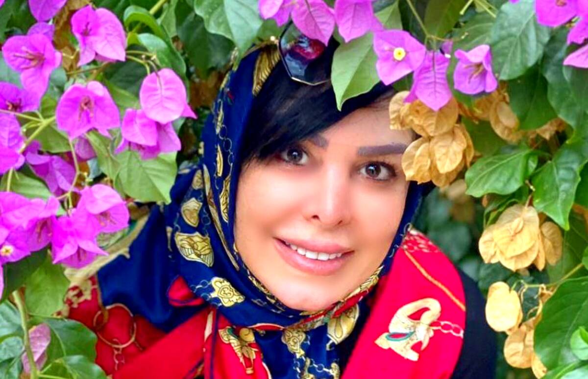 فلور جواب منتقدان را داد