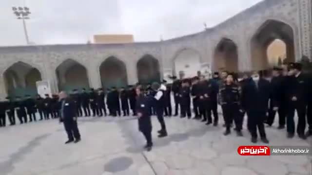 مردم و خادمین حرم مطهر رضوی در تشییع پیکر شهرام عبدلی
