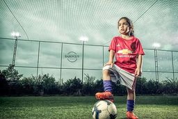 کریمی با بولدوزر خواننده جنجالی را له کرد! / نامه صمیمانه علی کریمی به آرات + فیلم

