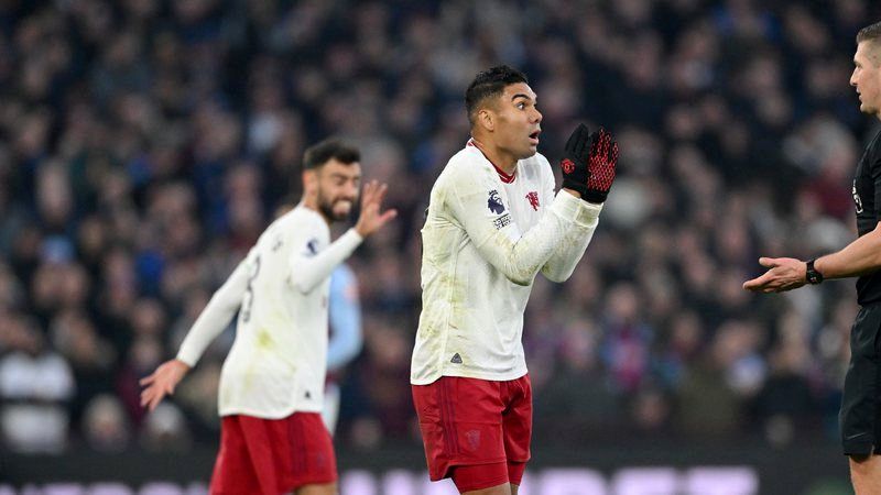 10 بازیکن شیاطین سرخ اخراج می شوند