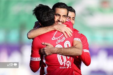  صعود پرسپولیس با غلبه بر ذوب آهن