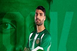 فیلم جشن تولد مهدی طارمی در باشگاه ریوآوه