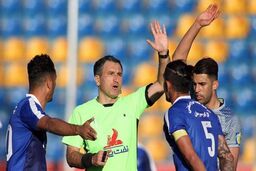 خشم استقلال و پرسپولیس از انتخاب محمدرضا اکبریان