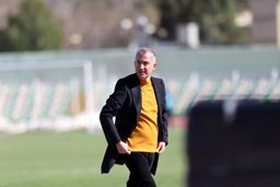 ناجی محبوب برزیلی ها سرمربی صنعت آبادان شد
