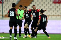 تصاویر پیروزی پرسپولیس مقابل مس رفسنجان