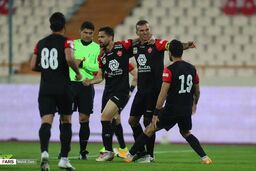 تصاویر پیروزی پرسپولیس مقابل مس رفسنجان