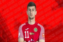 هافبک استقلال بازی با پرسپولیس را از دست داد