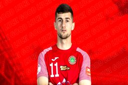 هافبک استقلال بازی با پرسپولیس را از دست داد