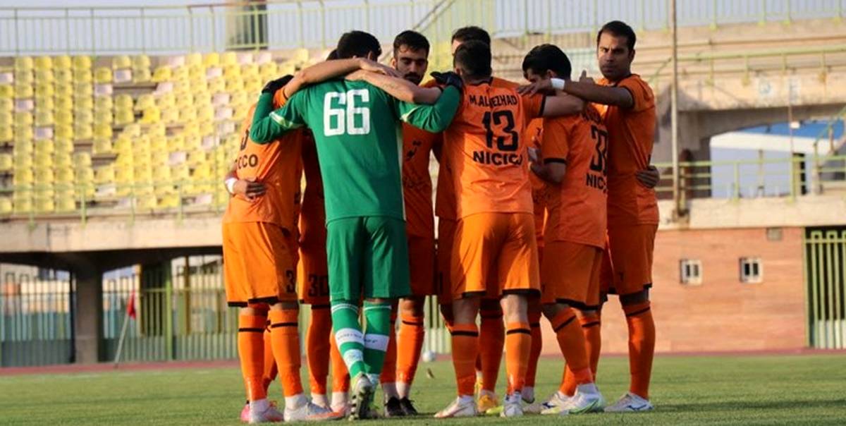 دعوای بیانیه‌ایی مس و بادران