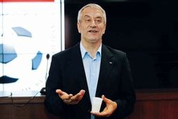 کفاشیان: رئیس شوم، کی‌روش را برمی‌گردانم

