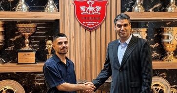 عمری در پرسپولیس ماند