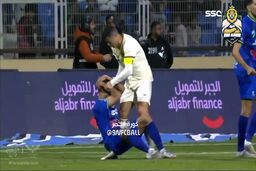 فیلم|از کوره در رفتن رونالدو در بازی سوژه شد