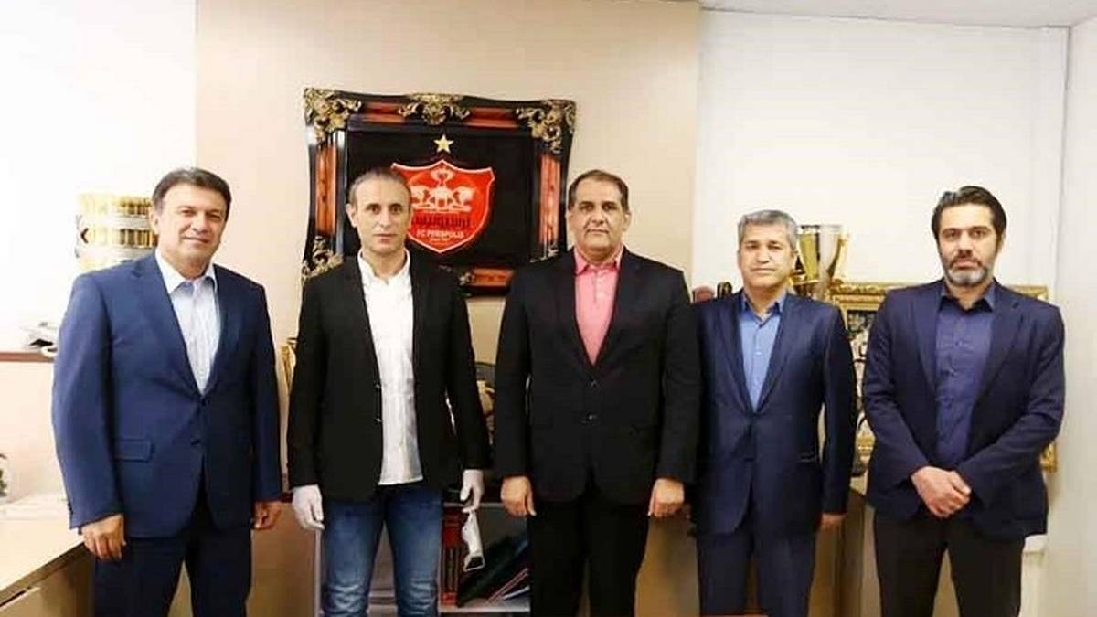 اتفاقات عجیب در آستانه چهارمین قهرمانی/ مدیریت بحران‌ساز پرسپولیس وارد بحران شد!