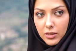 لیلا اوتادی در باغ رنگارنگ +عکس