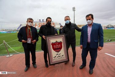 پرسپولیس گل گهر