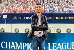 عادل فردوسی‌پور، سوپراستار  AFC شد