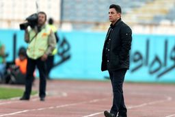 با وجود مخالفت سپاهان؛ قلعه‌نویی از فدراسیون زمان خواست!

