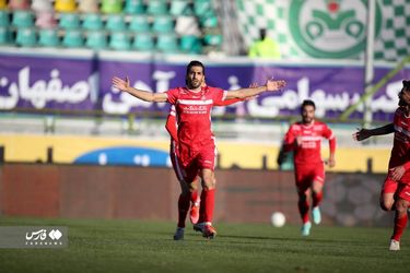  صعود پرسپولیس با غلبه بر ذوب آهن