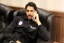 چرا کاپیتان دوم استقلال در کلیپ رونمایی از لباس تیم غایب بود؟

