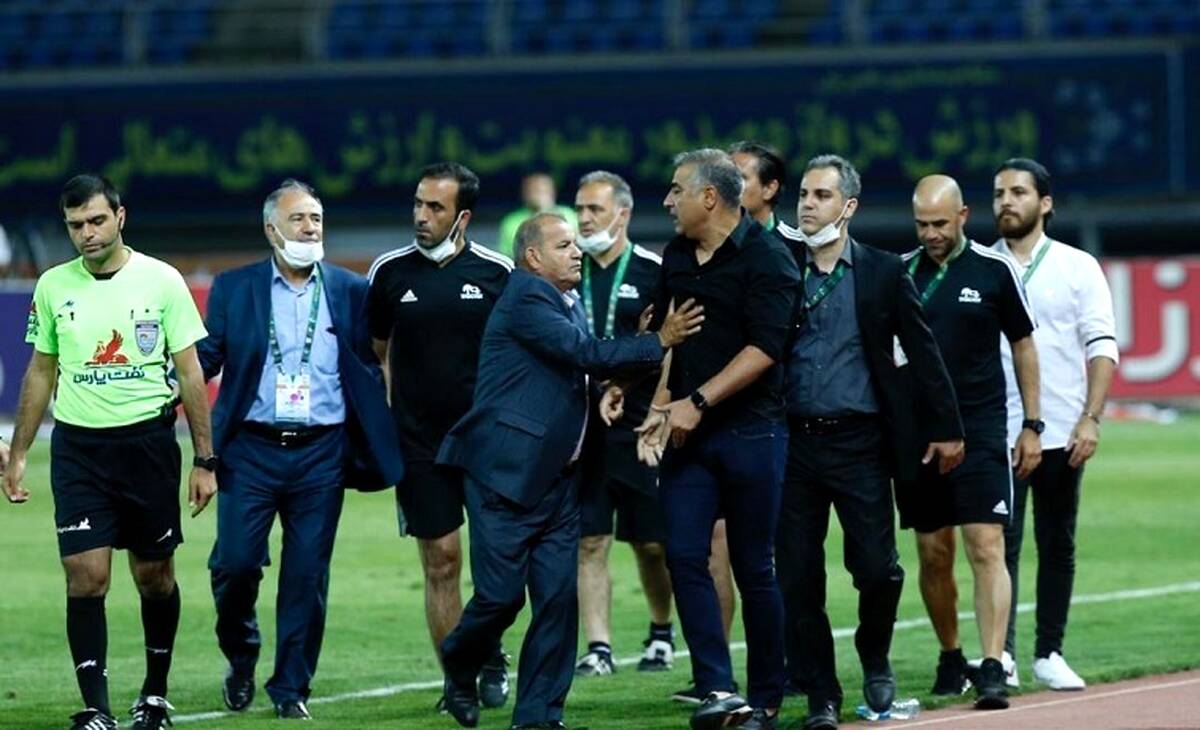 محرومیت سرمربی تیم قهرمان به دلیل هل دادن مسئول برگزاری جام حذفی