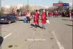 ورود تی تی ها به آزادی برای تماشای بازی پرسپولیس و تراکتور