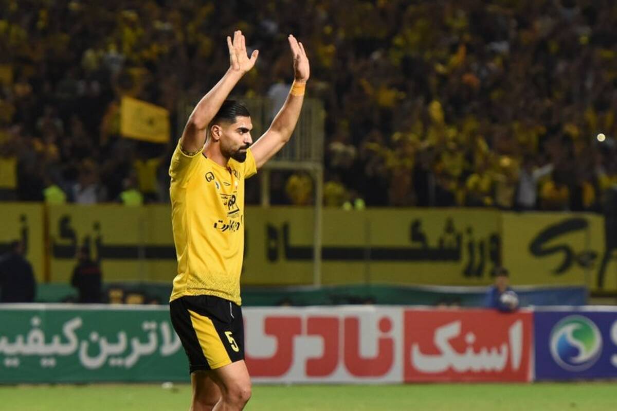 مهاجم سپاهان ازدواج کرد