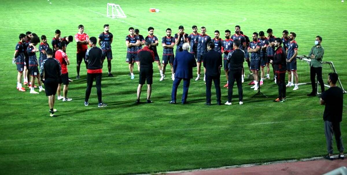 تصاویر تمرین شبانه پرسپولیس با حضور مرد بزرگ سرخ ها|جزئیات