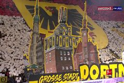 طرح فوق العاده هواداران دورتموند در دیدار با فرانکفورت