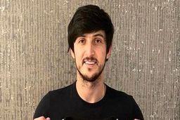 رودی فولر: آزمون یک مهاجم همه کاره است