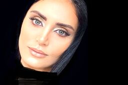 عکس محجبه الناز شاکردوست و مادرش در مکه 

