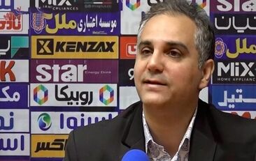 روشنک: لیگ ۱۸ تیمی سخت است اما باید به فال نیک بگیریم
