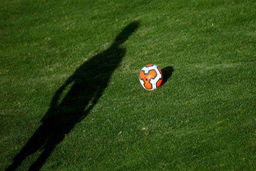 فیلم  فوتبالیست معروف جنجال بپا کرد!
